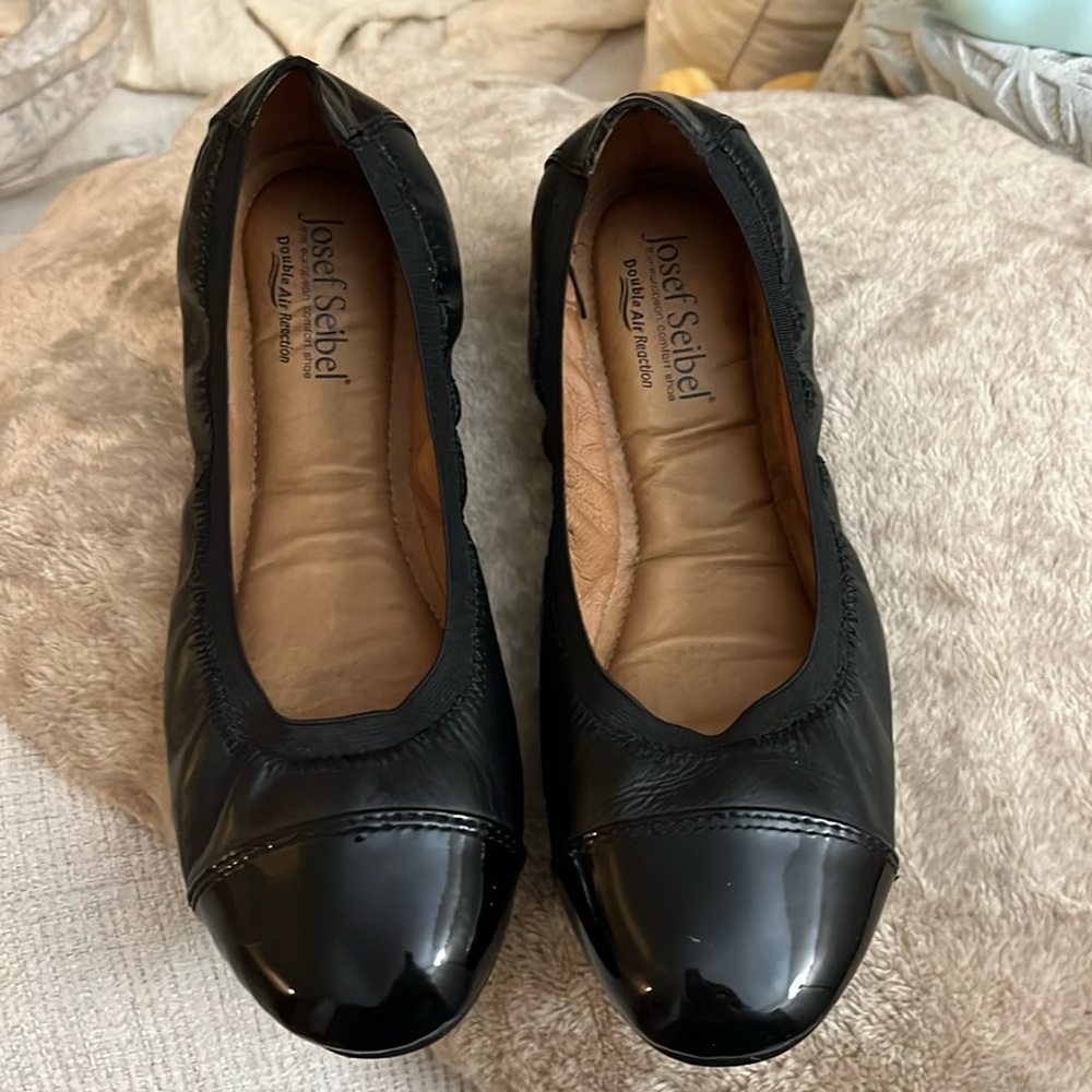 Joseph Siebel flats size European 40- women’s 9/9.5